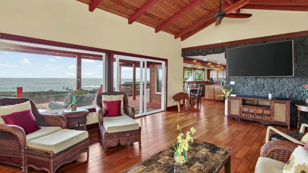 15-1111 Ala Heiau Road