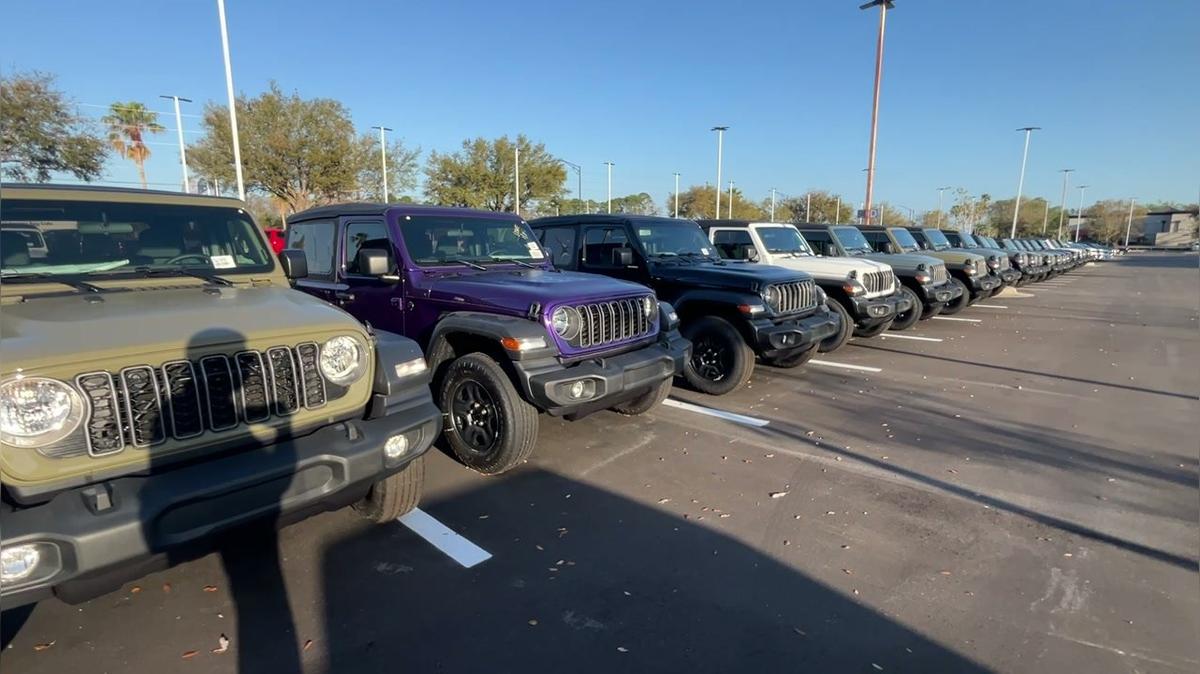 Ross's Lot Walk @AirportCDJR /// Joanis 386.366.2227