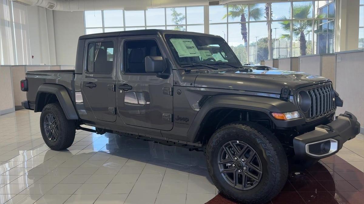 2025 Jeep Gladiator Sport S