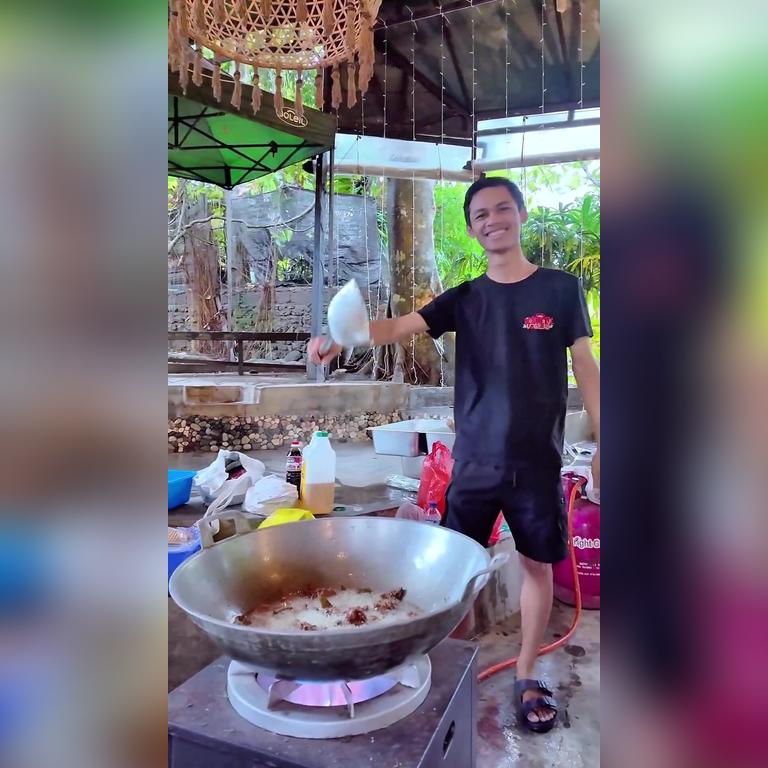 Community Kitchen 39