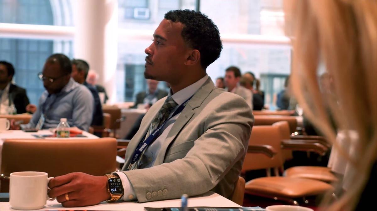 Uncorrelated Panels Montage