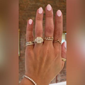 Evangeline-4.5ctRadiant-14kYellow-Albana