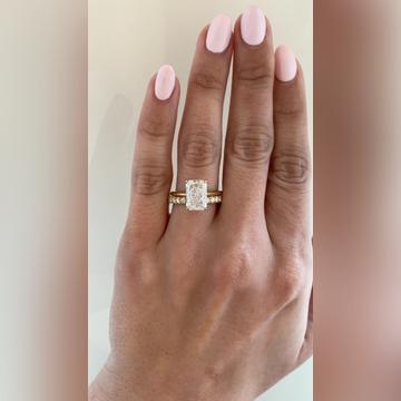 Kendall-3ctRadiant-Tess-14kY