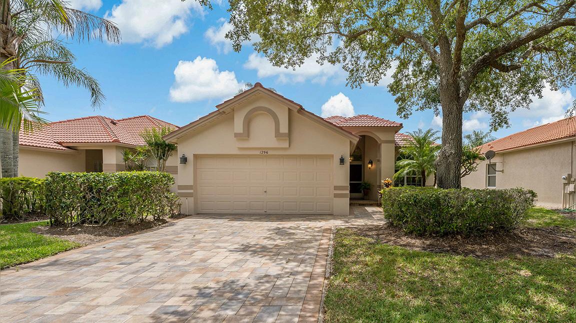 1296 Dartford Drive, Tarpon Springs FL