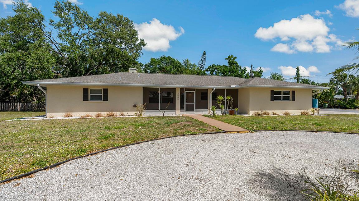 2485 Belvoir Blvd, Sarasota, FL 34237