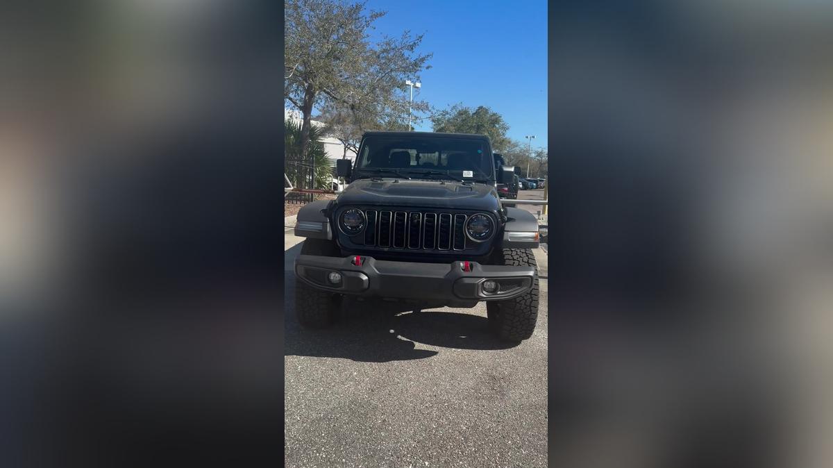 2024 Jeep Gladiator Jassely 3214683178