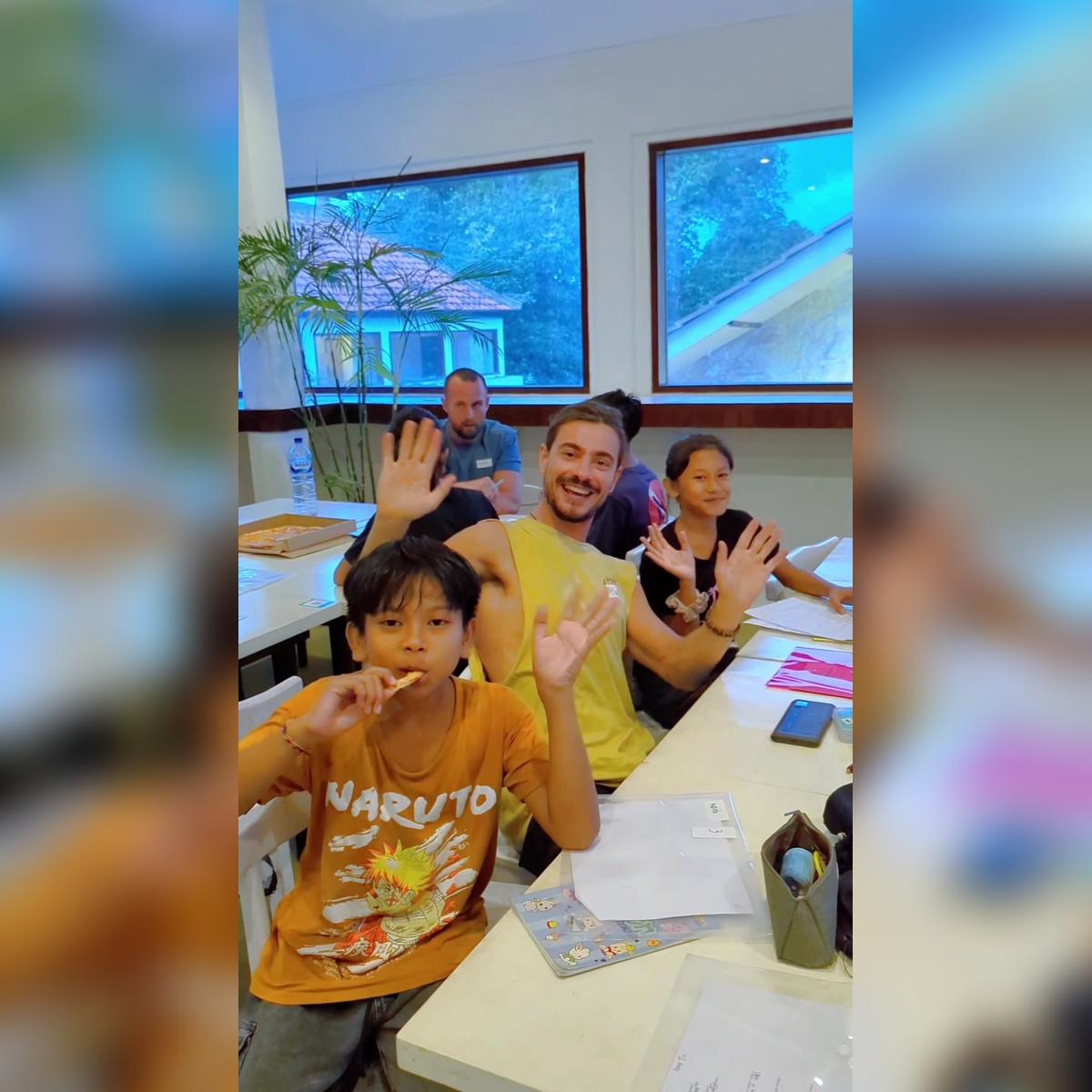 EMPOWER - English Classes
