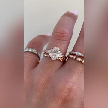 Odelia-2ctOval-14kRose-Whirlwind