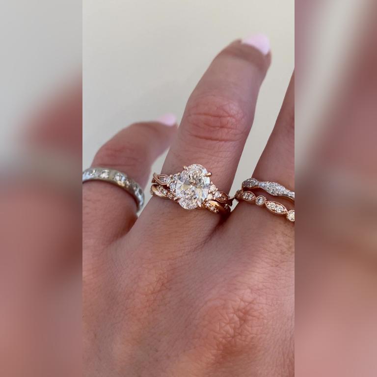 Odelia-2ctOval-14kRose-Whirlwind