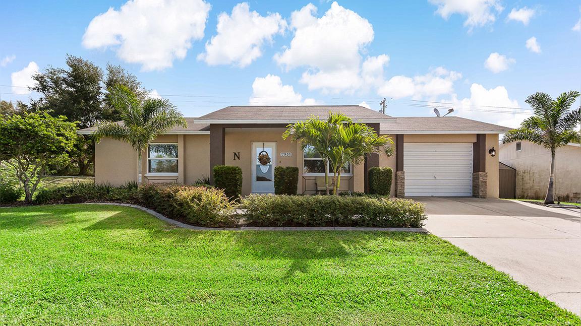 7951 Foxwood Dr., New Port Richey, FL 34653
