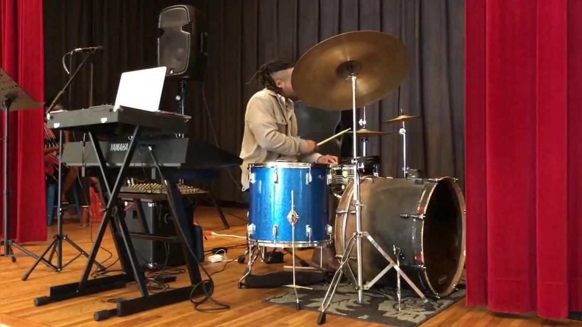 Drummer Duo (J.E.).mp4