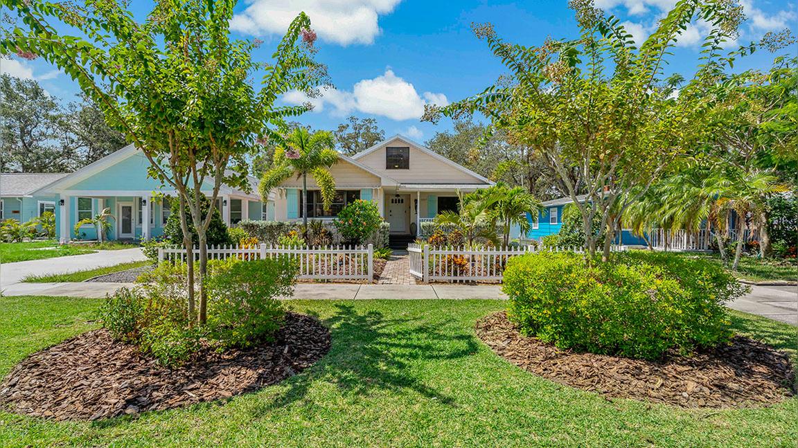 1057 Sedeeva Street, Clearwater FL