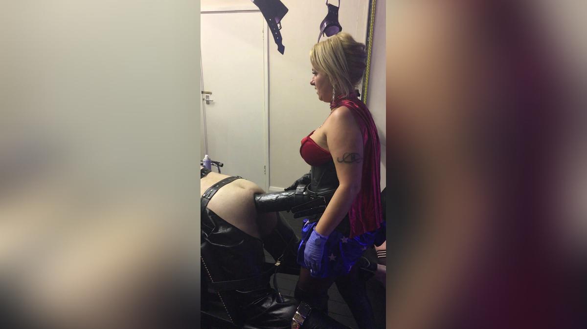 Super-Hero Anal Invasion