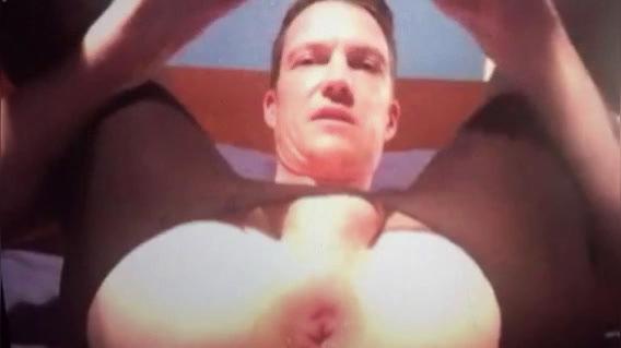 Painful self speculum