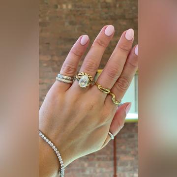 Astrid-3.5ctPear-14kYellow-Addy