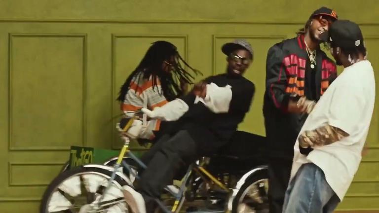 Kendrick -  Sqauable Up with fine China