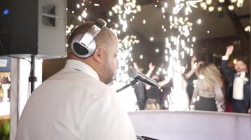 Kaitlyn + Gabriella with THE CHRIS ATWOOD