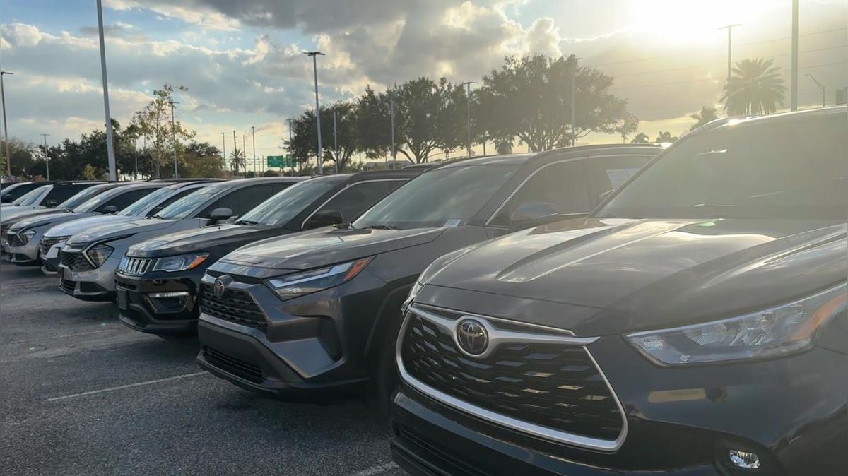 Used SUV’s at Airport CDJR Orlando