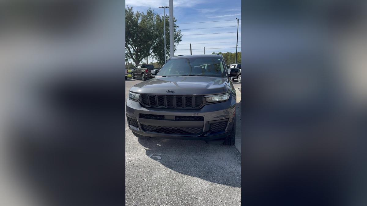 Derek's video Pre-O 2023 G. Cherokee L by Carla @ Airport CDJR