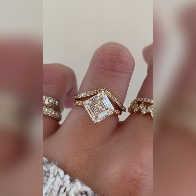 Alessandra-3ctAsscher-18kYellow-Brooke