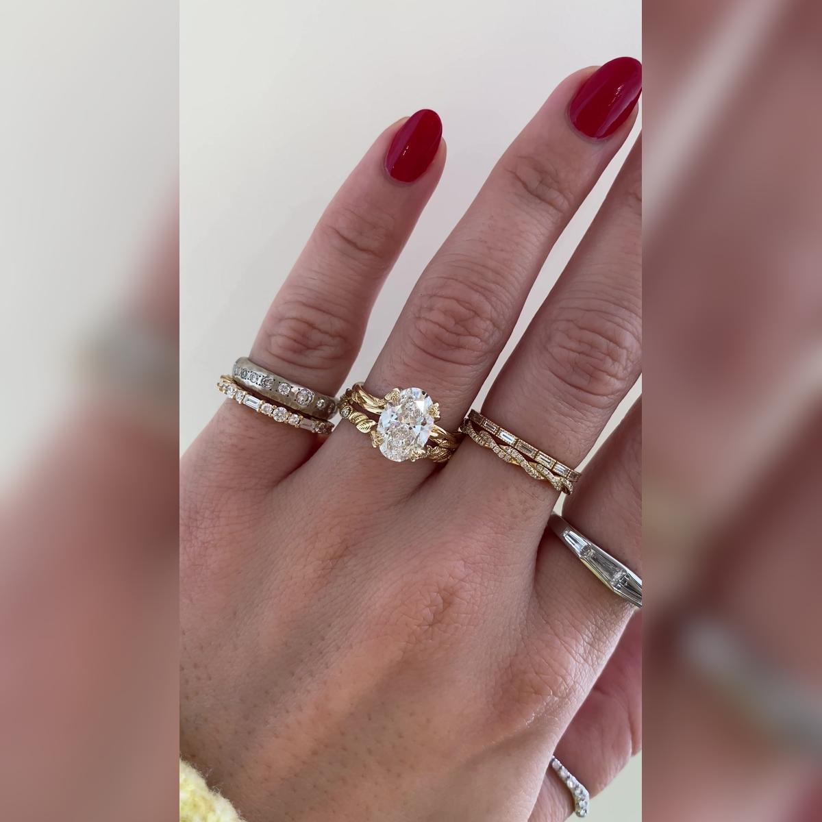 Vesa Oval Wedding Band Pairings