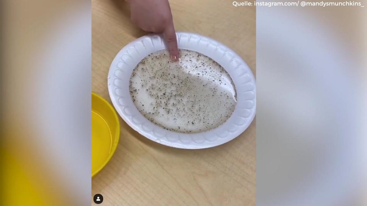 Genialer Trick: Lehrerin zeigt Schülern wie wichtig Hände waschen ist