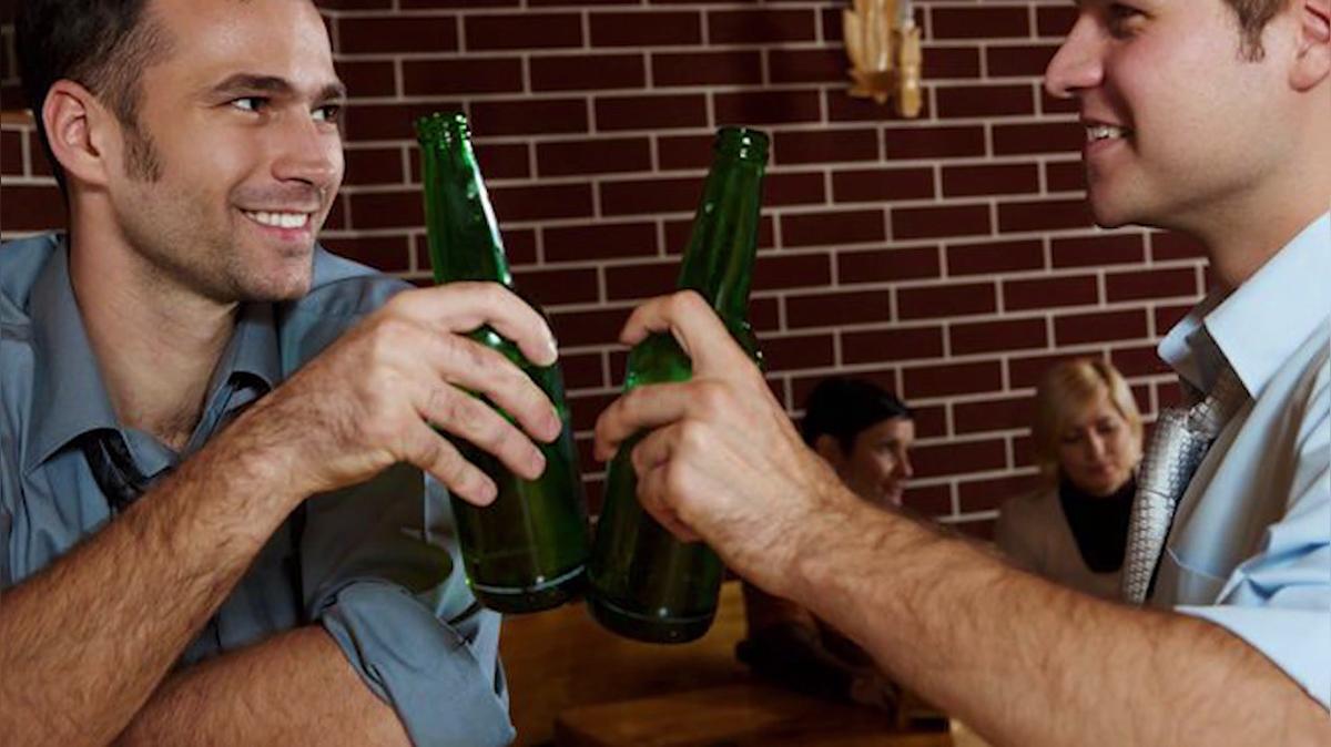 Bar and Grill in Knoxville TN, Dakota's Pub Of The South