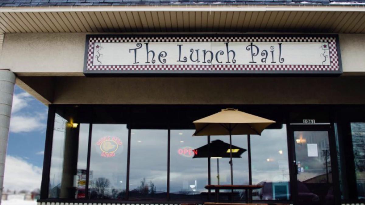 Restaurant in Fremont MI, The Lunch Pail
