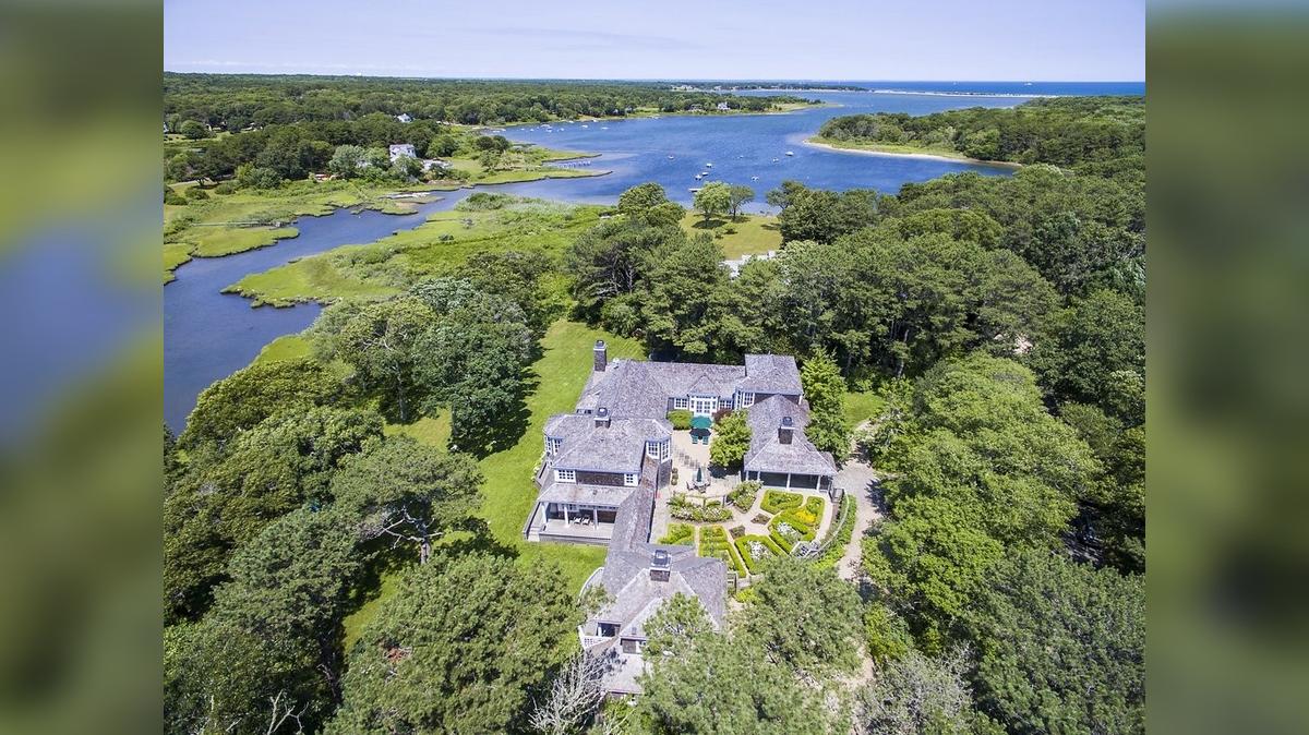 27 Major&#39;s Cove Lane, Edgartown, MA