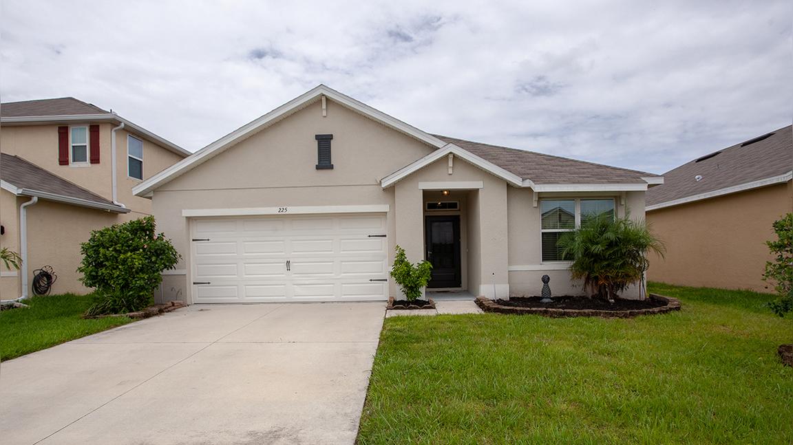 225 Lone Dove Ln., Bradenton, FL 34212