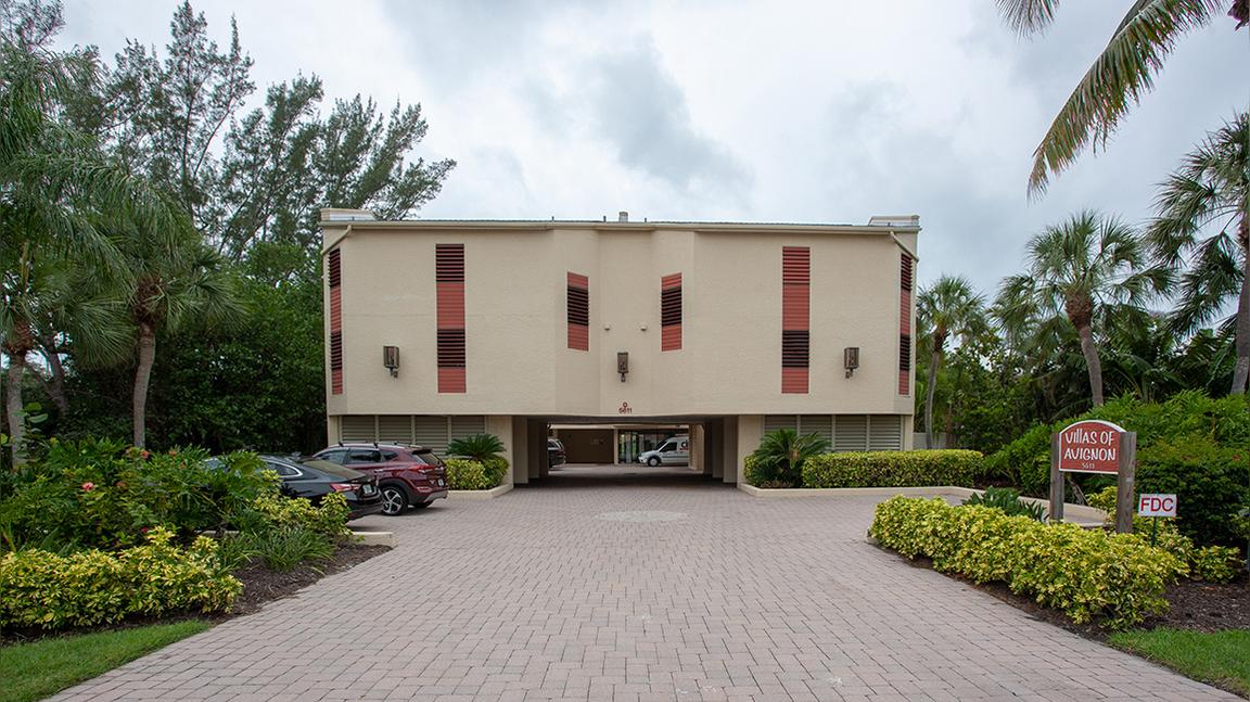 5611 Gulf of Mexico Dr., Unit 105, Longboat Key, FL 34228