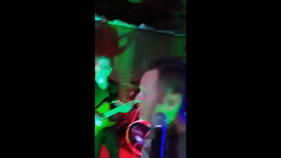 Band L.B. (4).mp4