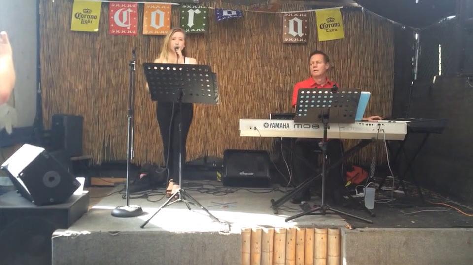 Duo Keyboard K.J. Vocals J.G. (2).mp4