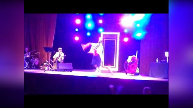 Breezin&#39; Entertainment Comedy Juggler.mp4