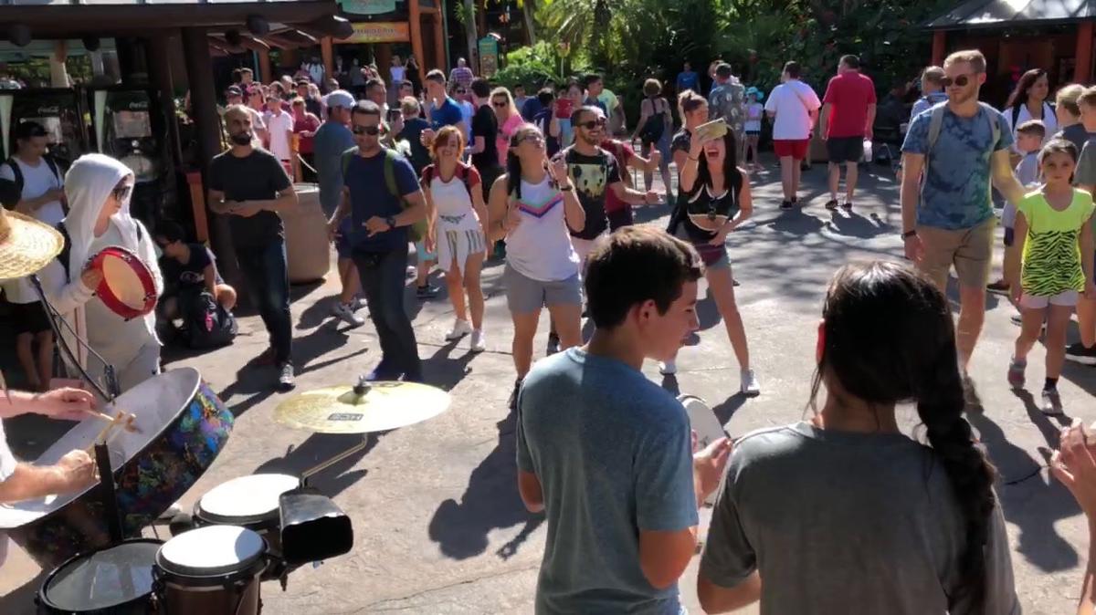 Steel drums at Universal.mp4