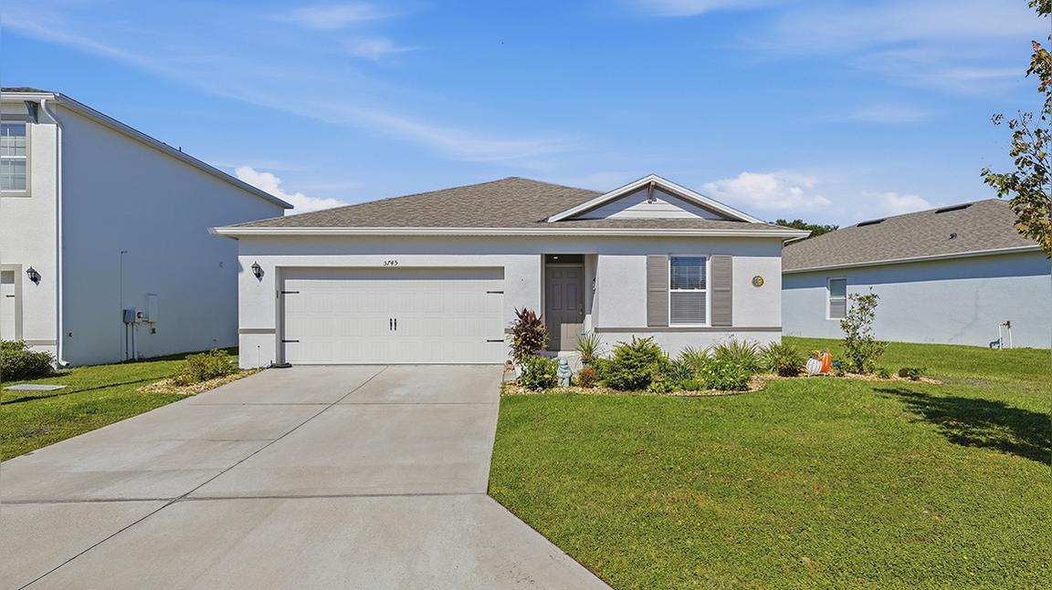 5745 Arlington River Dr, Lakeland, FL 33811