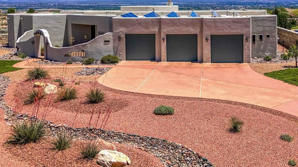 1232 Sonnet Court, Las Cruces, NM 88007.
