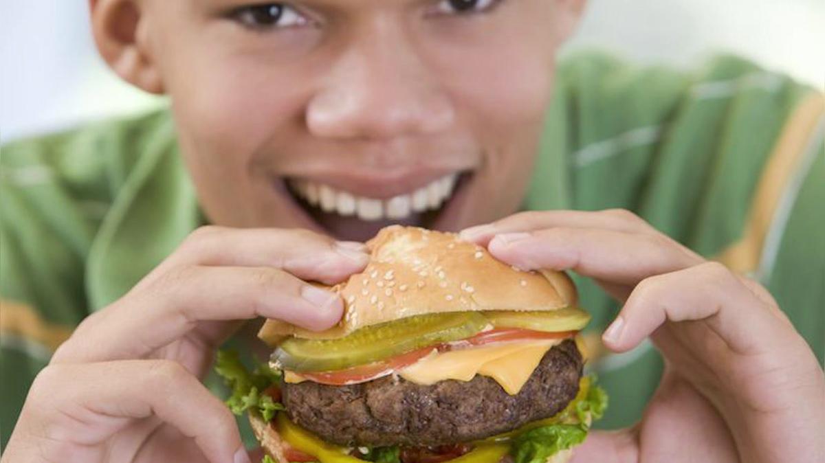 Hot Dog Restaurant in North Chicago IL, Sammie's