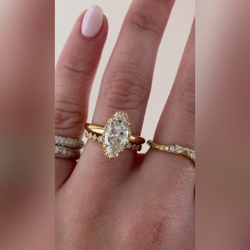 Romie-2ctMarquise-18kYellow-Glenda