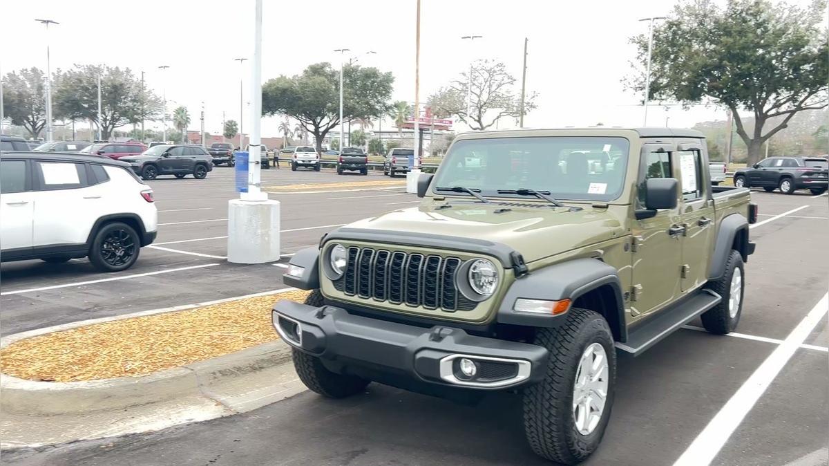 Jackie's used car lot video by Walter/ Airport CDJ 407-541-6200