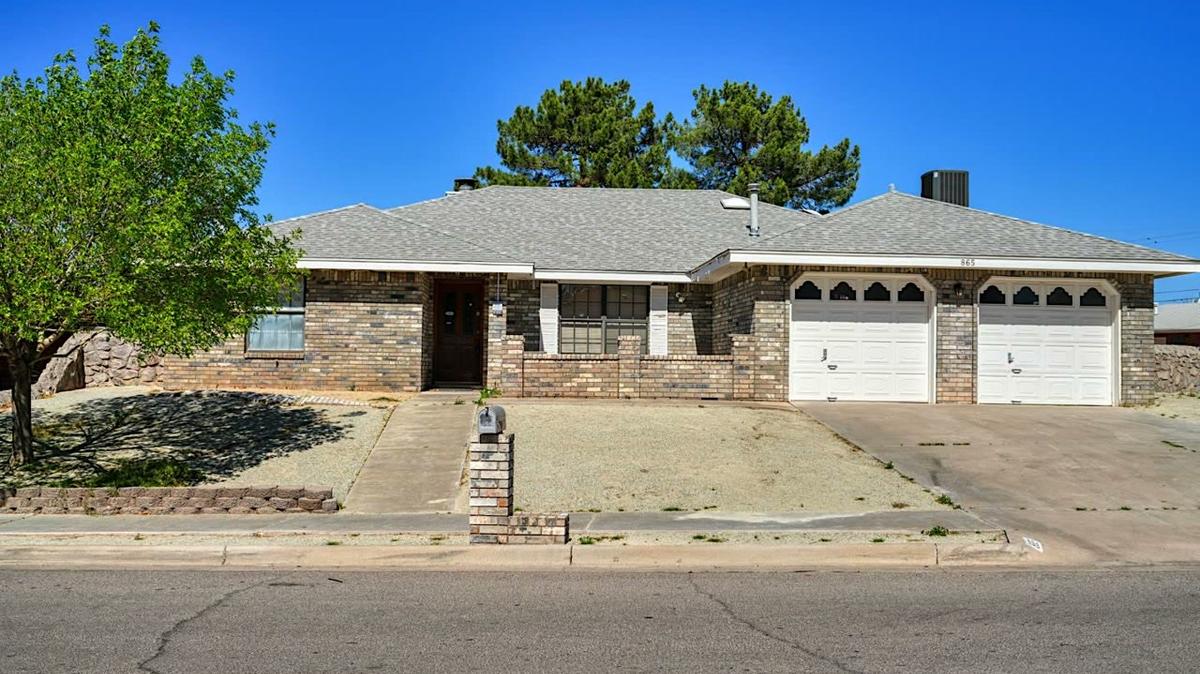 865 Cedardale Drive, Las Cruces, NM 88005