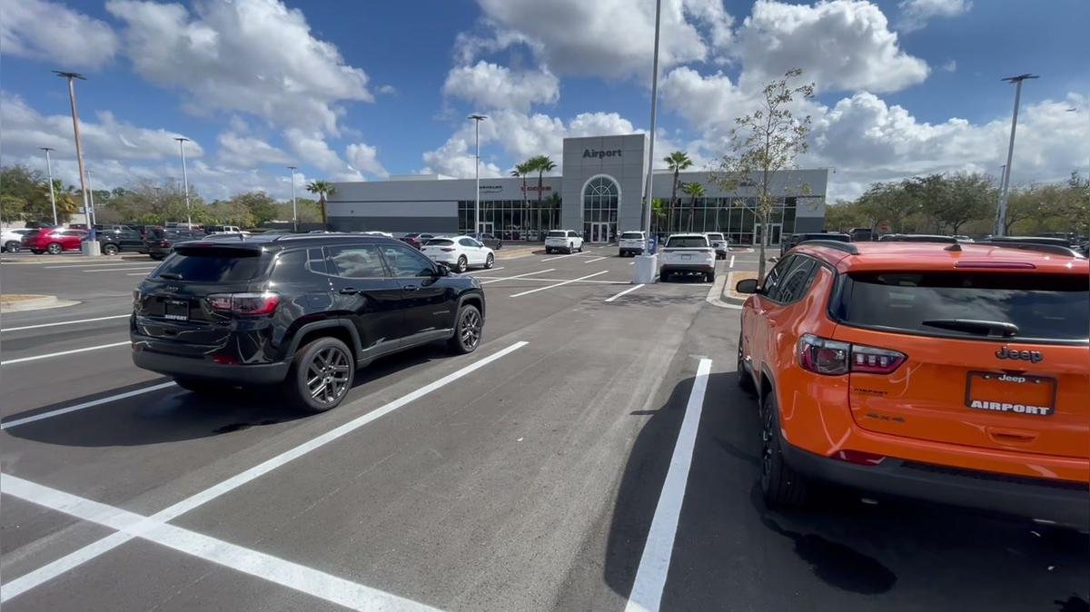 lot video for Butch for 2018 Jeep Compass @Airport CDJ by OB-4078837893