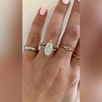 Trianna-3ctOval-Moval-Kia