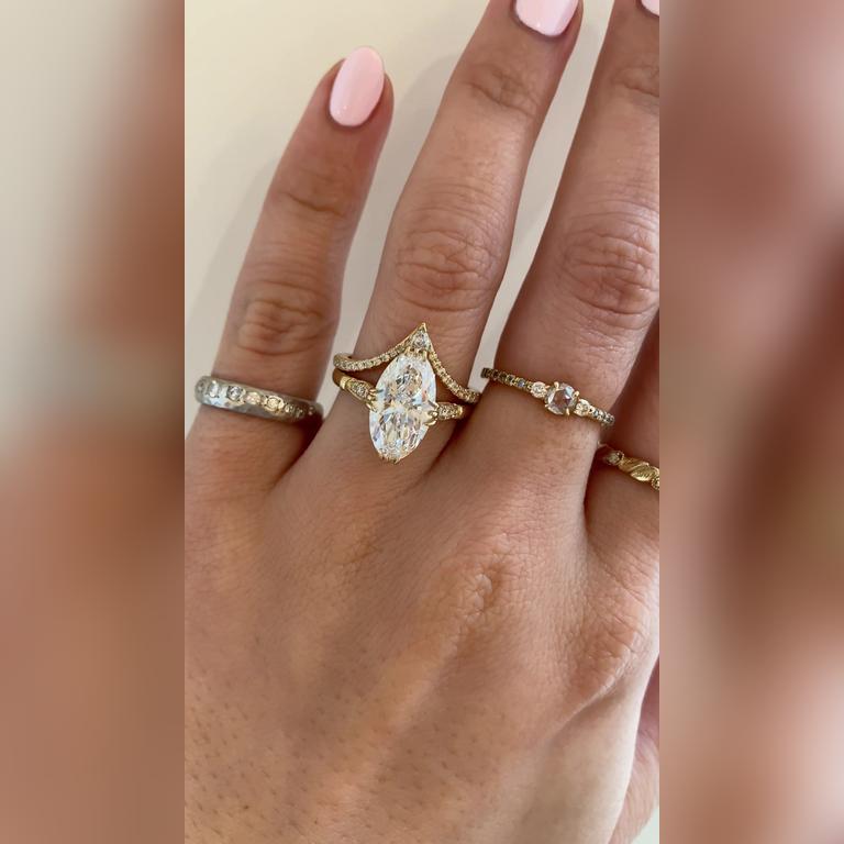 Trianna-3ctOval-Moval-Kia