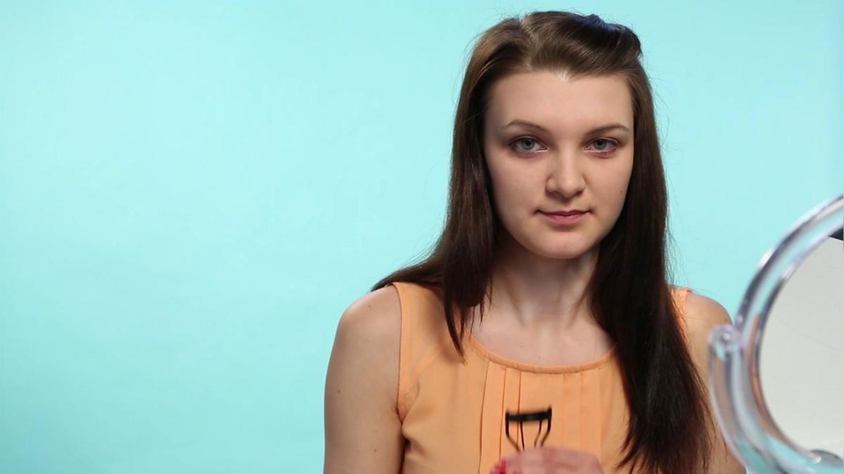 How to style: Make Up für weitsichtige Brillenträger - Augen kleiner schminken