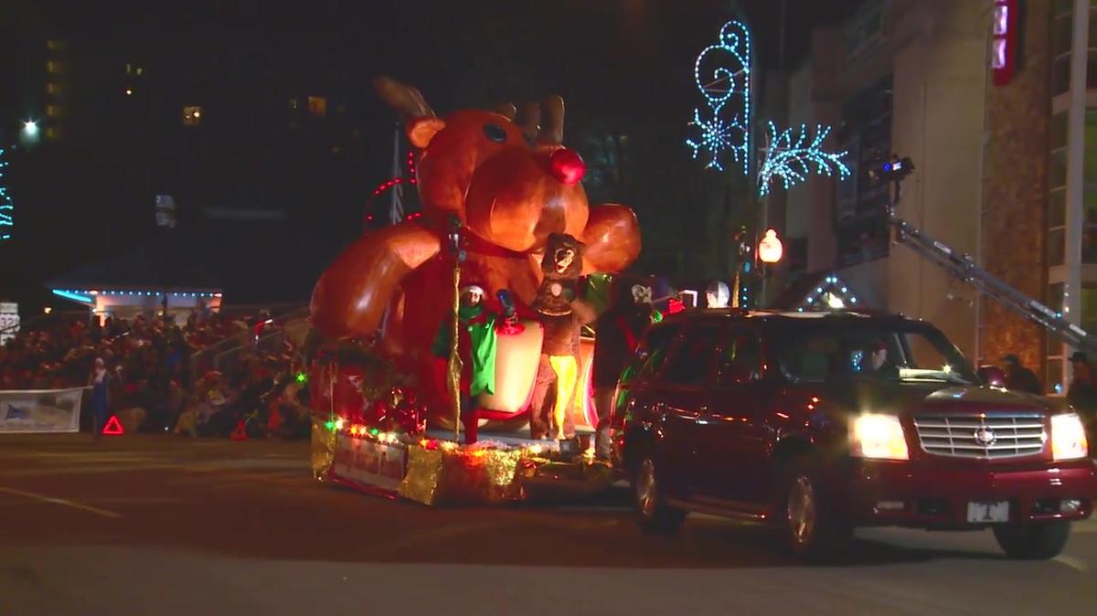 2015 Gatlinburg Fantasy of Lights Christmas Parade