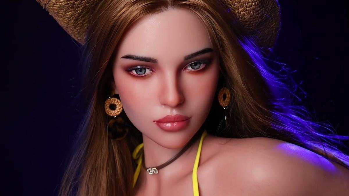 L121 Life Size Silicone Sex Doll Fully Poseable With Realistic Curves