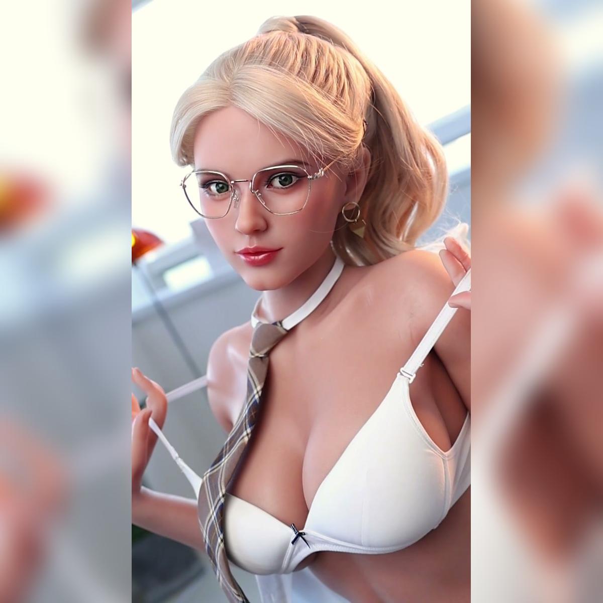 L185 Life Size Realistic Silicone Sex Doll Fully Poseable Companion For Men