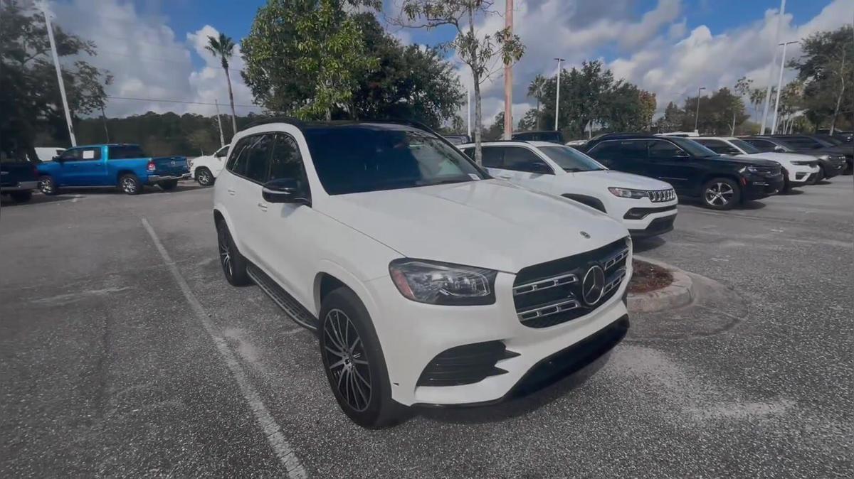 Julieanna's Mercedes GLS -By Nik