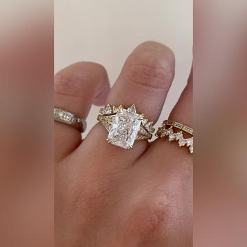 Mariposa-3ctRadiant-14kYellow-Livy